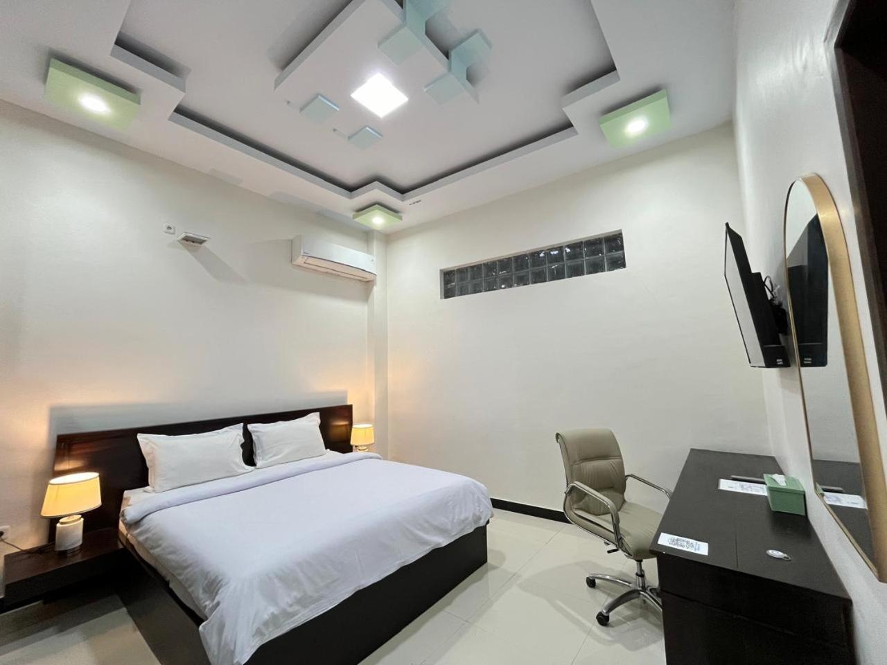 Dj Hotel Raha Εξωτερικό φωτογραφία